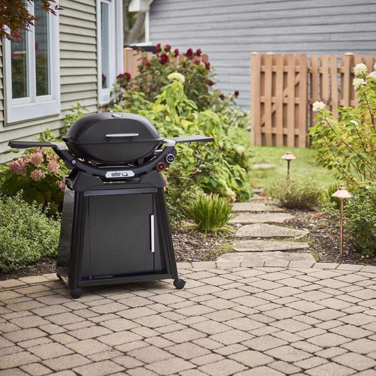 Weber Q 2800N+ w/Cart 2 Burner Grill Weber Indigo Pool Patio BBQ