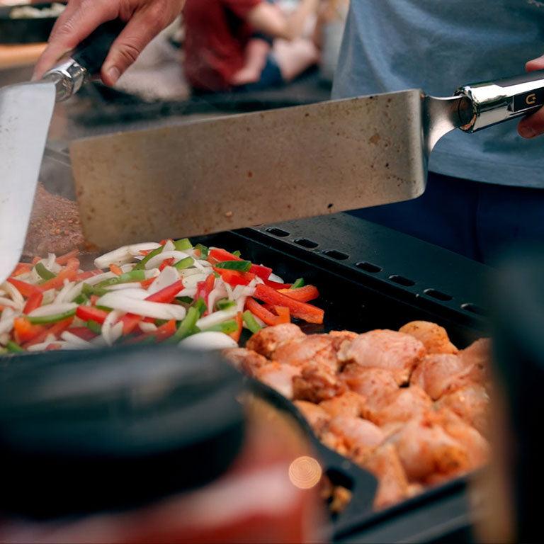 Halo Elite4B Outdoor Griddle - Indigo Pool Patio BBQ