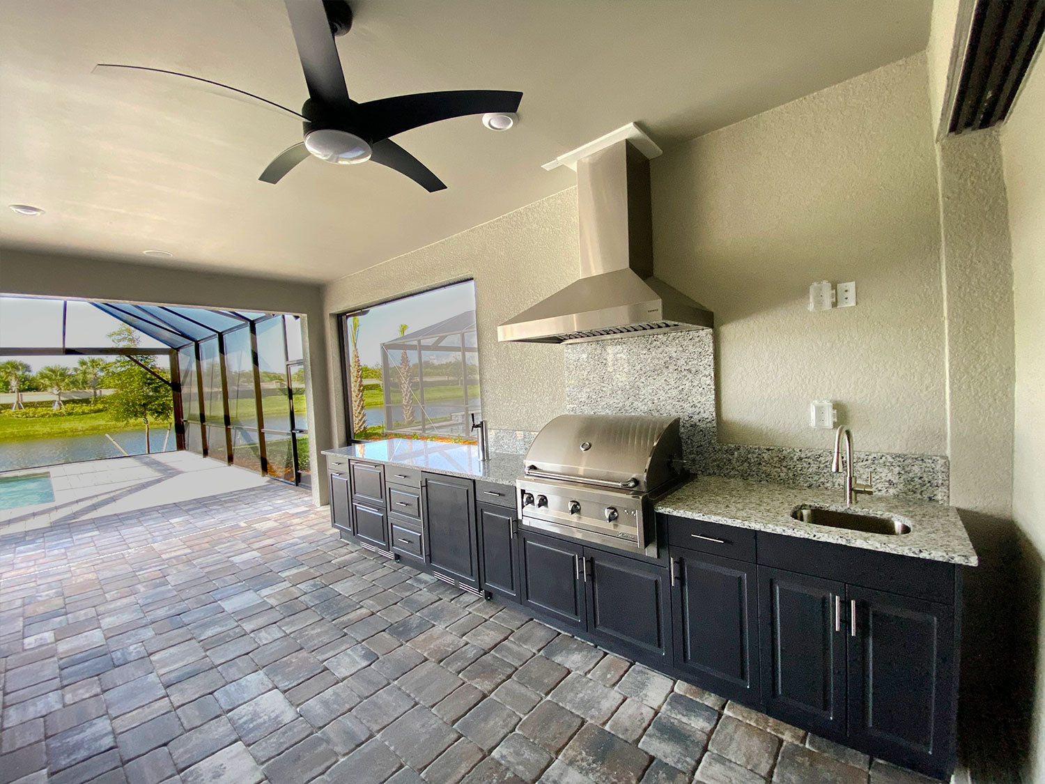 Outdoor kitchen by Indigo Pool Patio BBQ