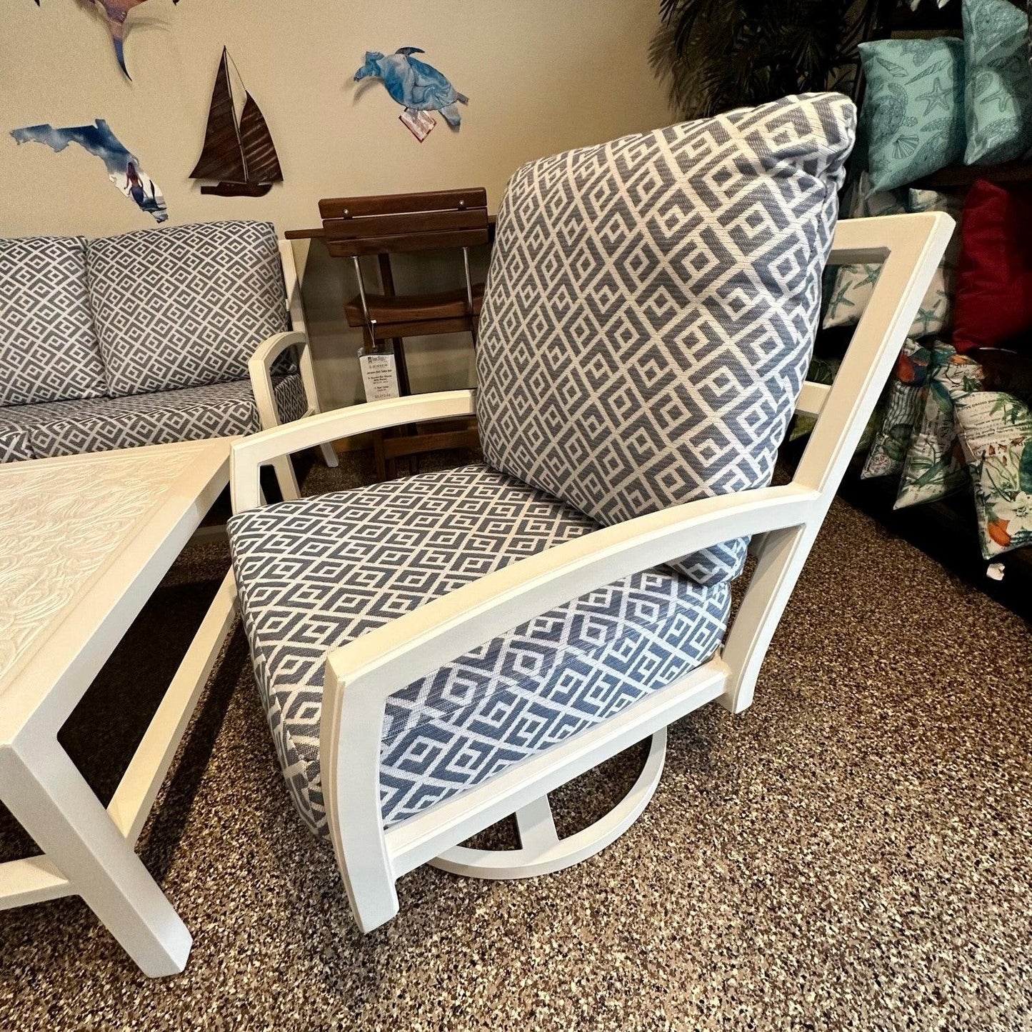 Tropitone Muirlands Cushion White Lounge Set Tropitone Indigo Pool Patio BBQ