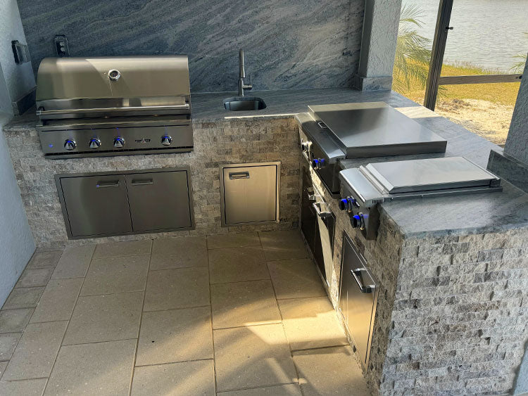 Stone Outdoor Kitchens in Venice, Nokomis, Osprey, Sarasota, North Port & Englewood.