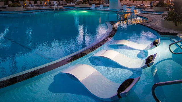 Ledge Lounger Signature Chair - Indigo Pool Patio BBQ