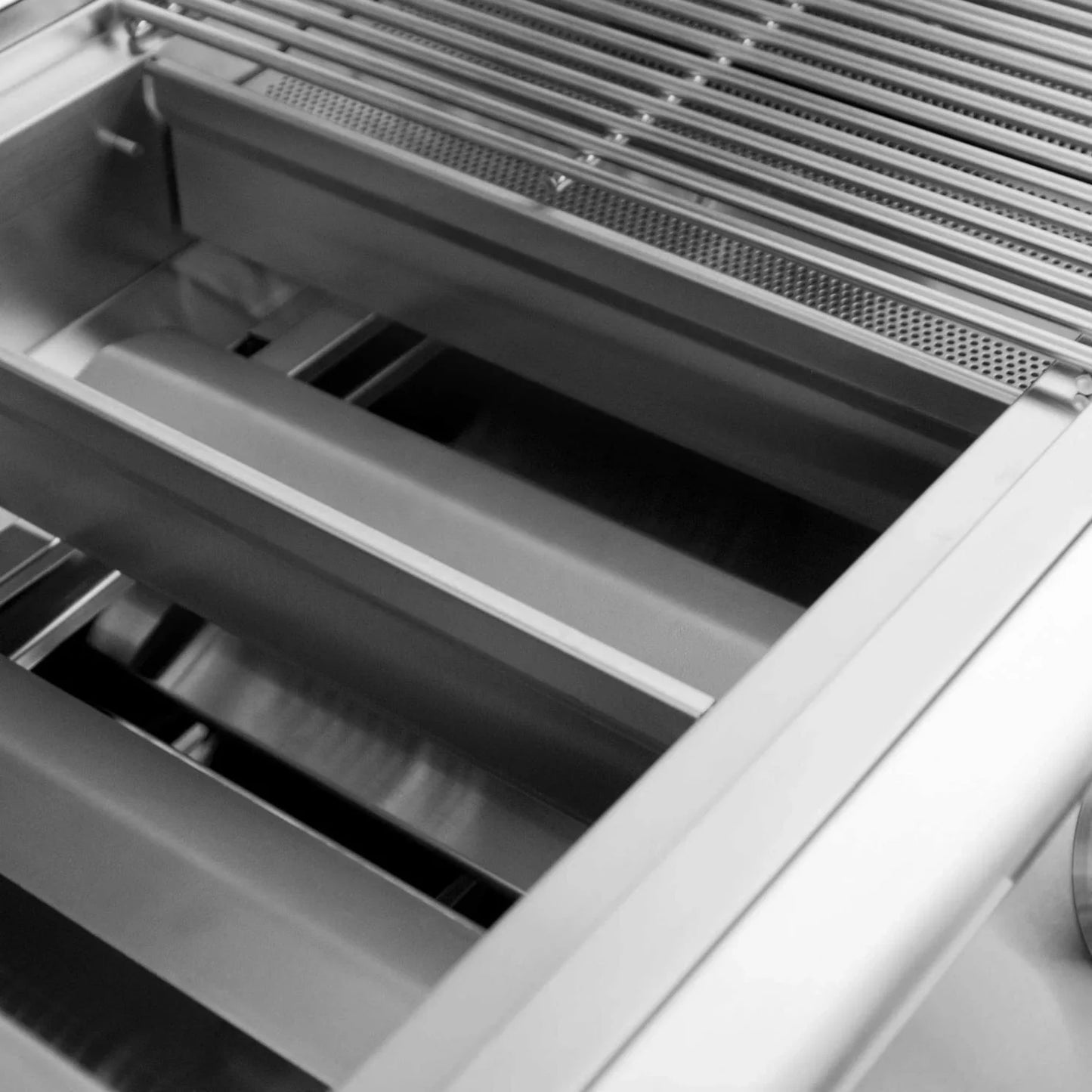 Blaze 32" 4-Burner LTE Gas Grill Blaze Indigo Pool Patio BBQ