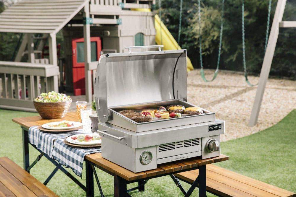 Coyote 25" Portable Grill Coyote Indigo Pool Patio BBQ