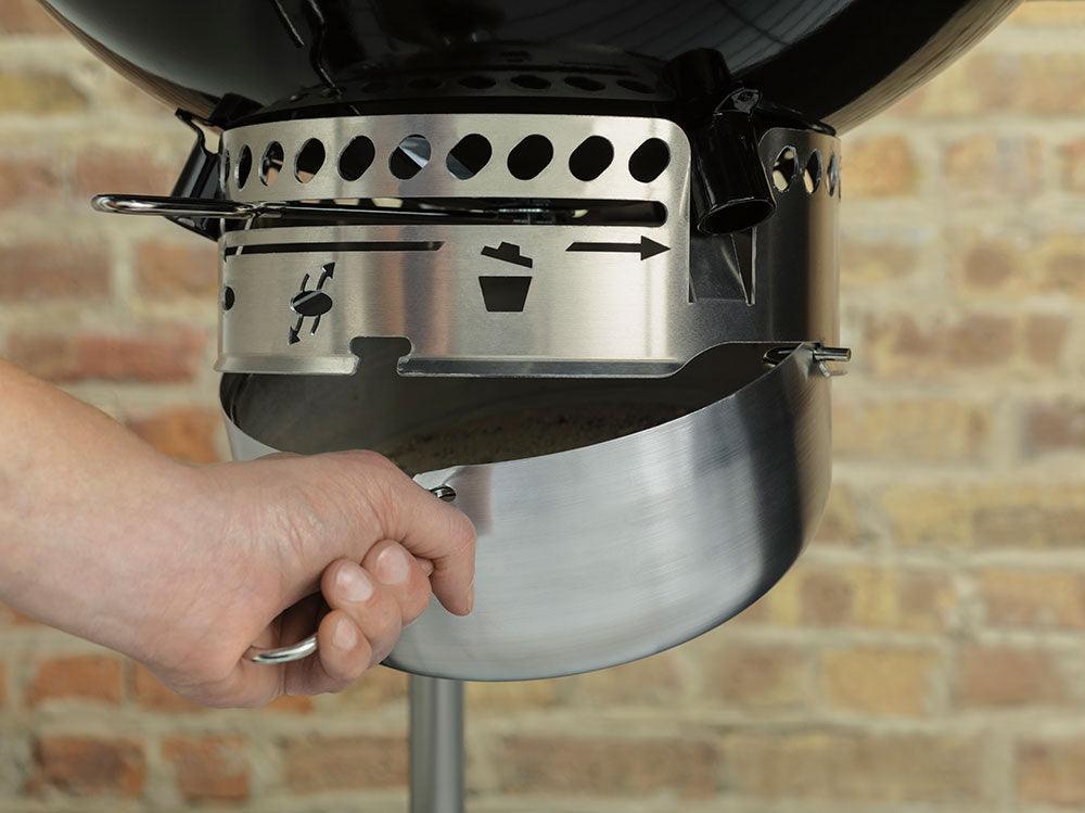 Weber Performer Deluxe 22" Weber Indigo Pool Patio BBQ