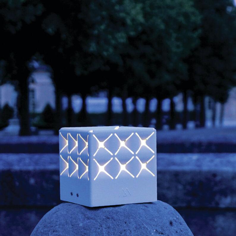 La Lampe Popup Solar Lamp Seaside Casual Indigo Pool Patio BBQ
