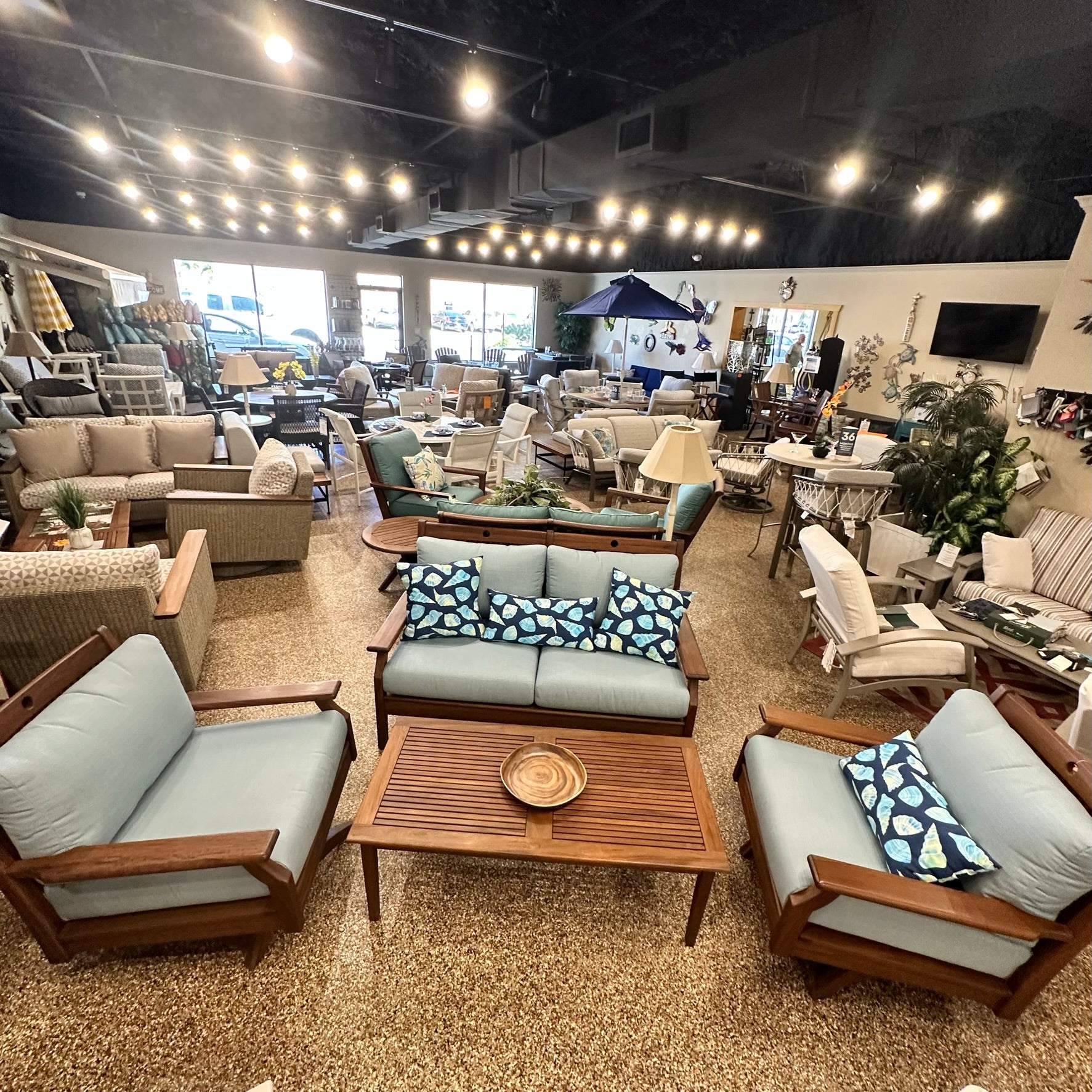 Jensen Outdoor Opal Lounge Set Jensen Outdoor Indigo Pool Patio BBQ