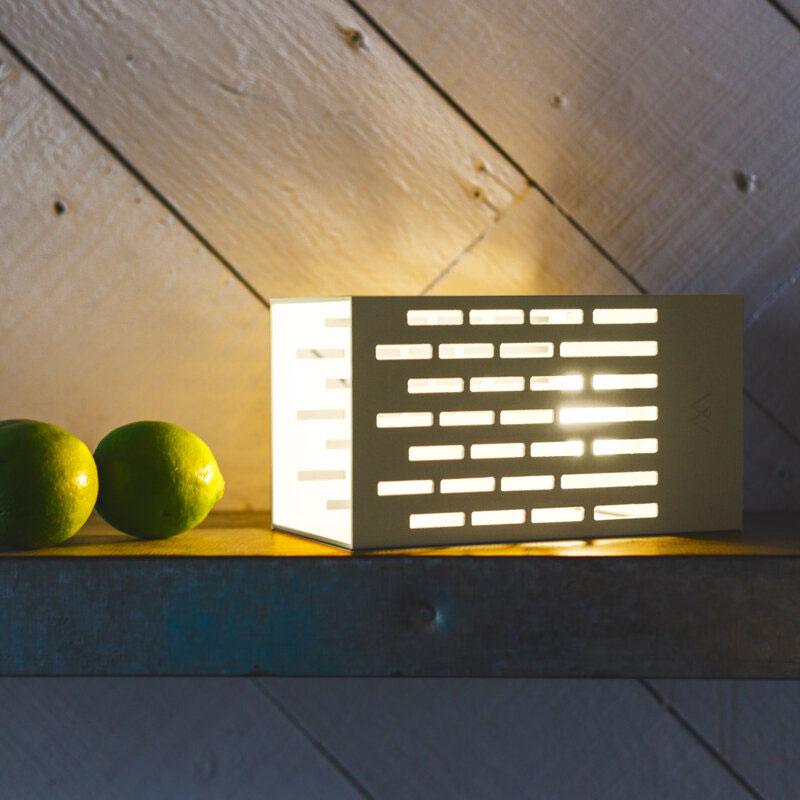 La Lampe Pose 04 Solar Lamp Seaside Casual Indigo Pool Patio BBQ